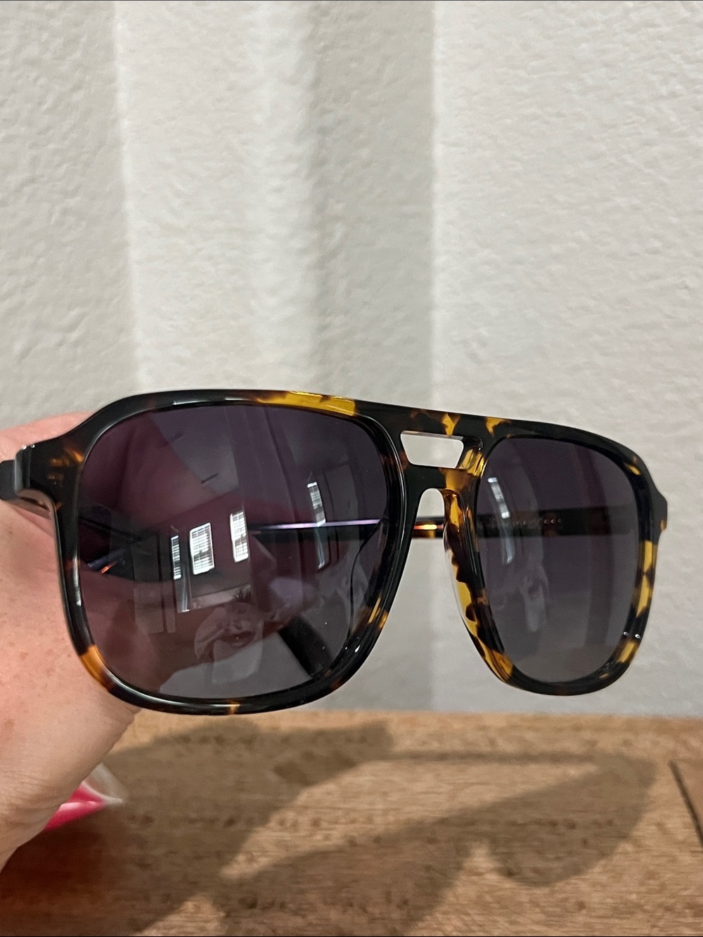 Quay Australia Aviator Sunglasses - On The Fly Tortoise/Smoke - Picture 6 of 6